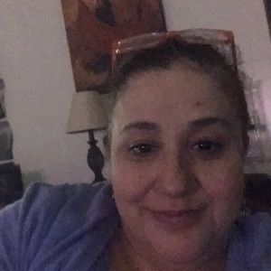 Meet your Posher, Mmonica